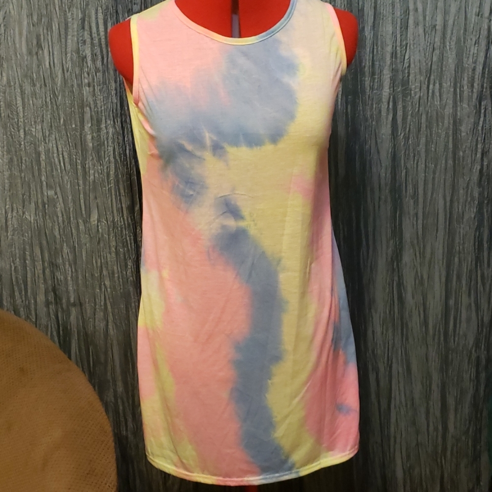 NWOT Tie dye dress